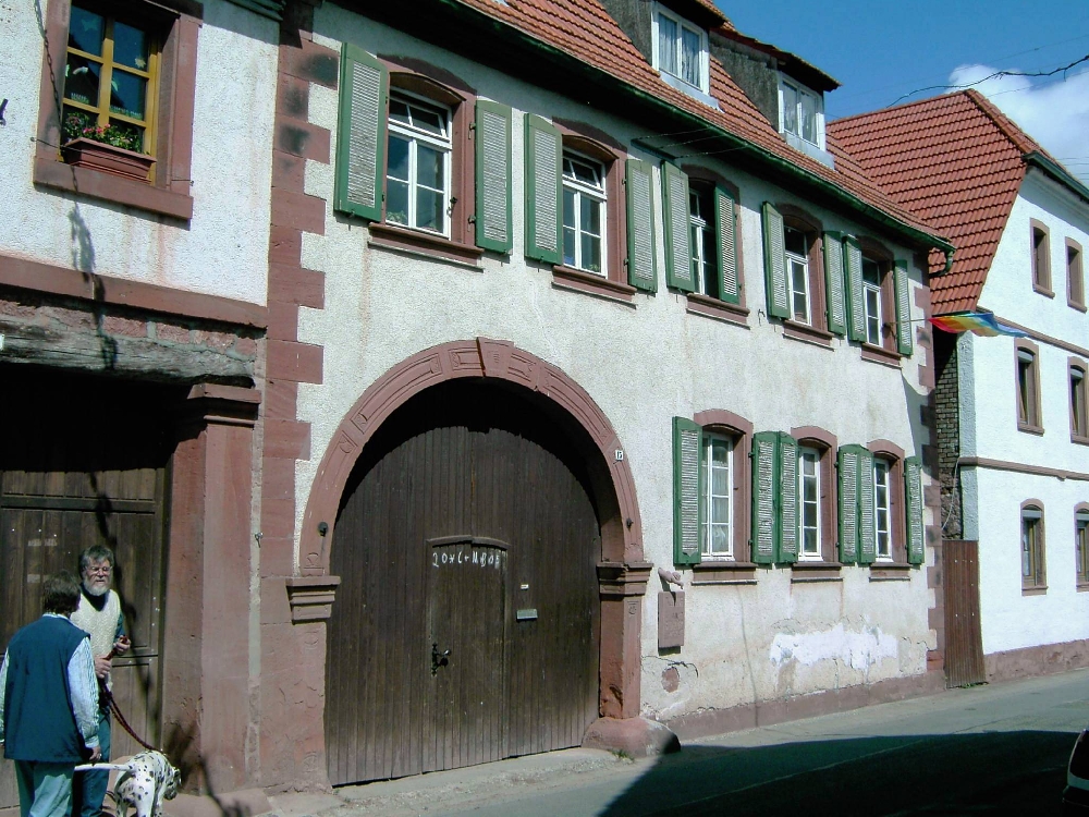 Restaurierung und energetische Ertchtigung Wohnhaus in der Pfalz: Entwurf, Baugenehmigungsplanung und Planung auf Niedrigenergiestandard nach EnEV 2007 