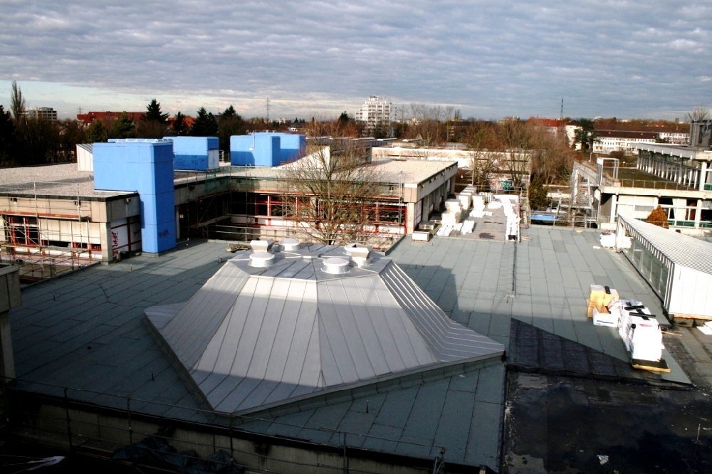 Architekturbüro Preiß: Staudinger Gesamtschule Freiburg, Dachsanierung ...