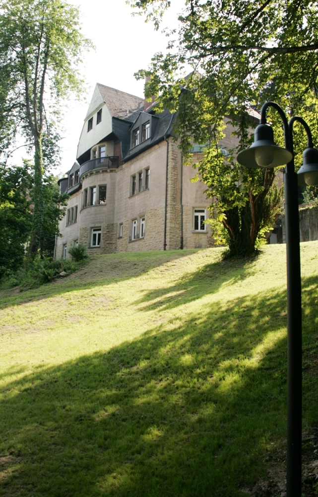 Umbau einer Jugendstilvilla: Ansicht von Mercystrae 
